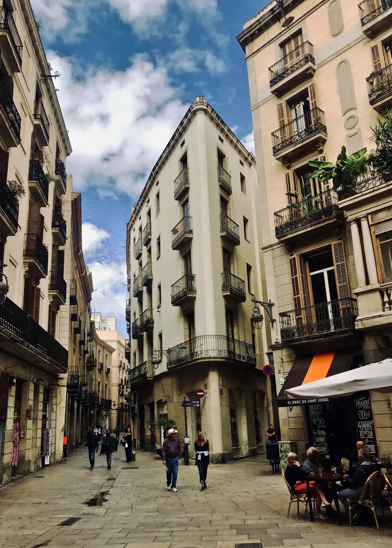 Barcelona, photograph 6 of 34