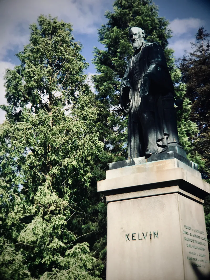 Belfast, photograph 4 of 35