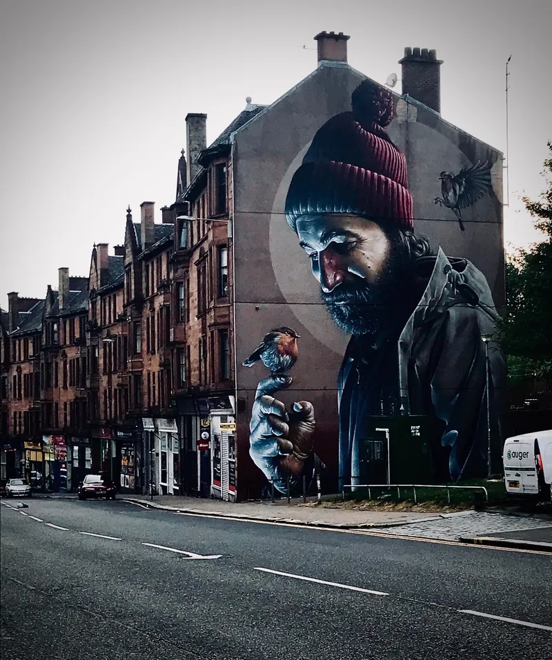 Glasgow in June, photograph 3 of 85