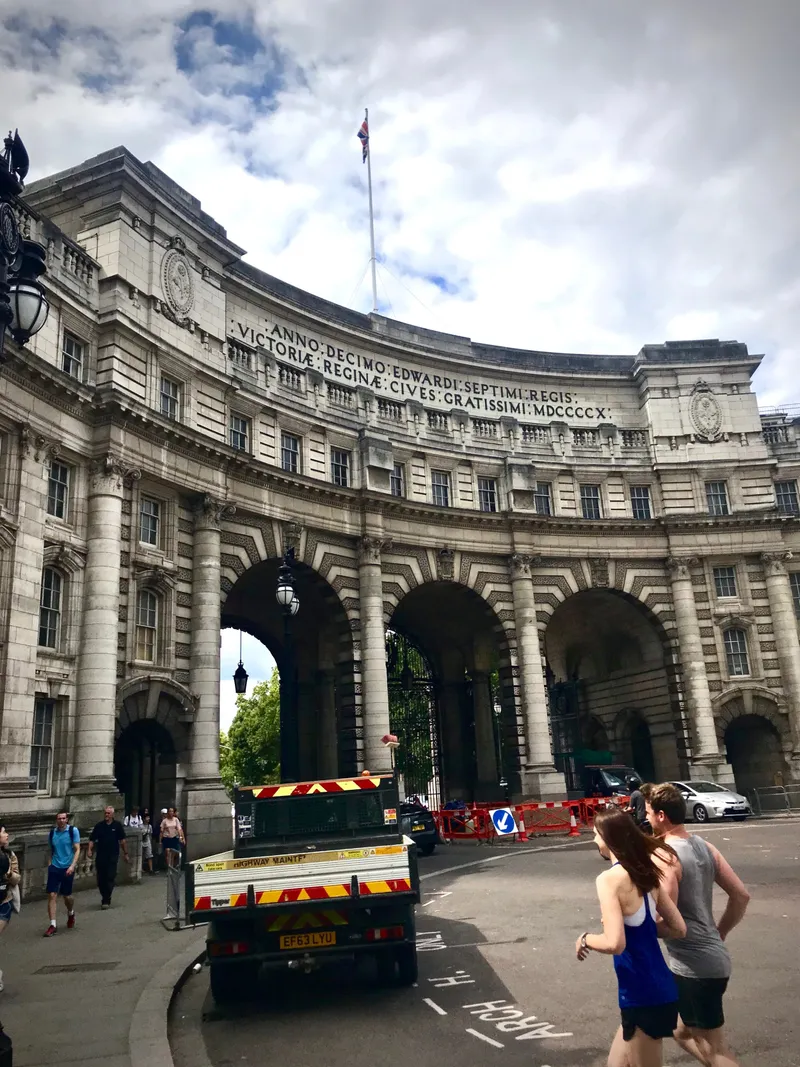 London (and Northampton), photograph 11 of 181