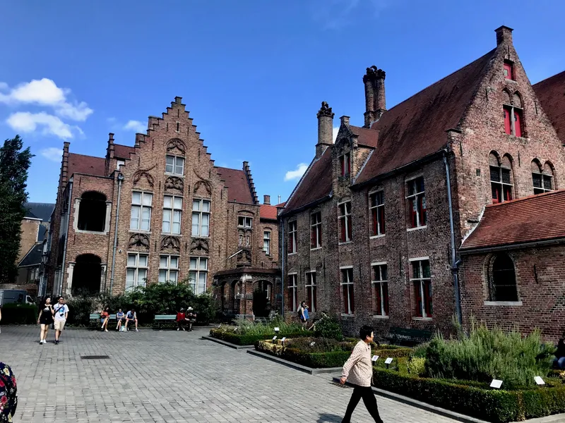 A Quick Stop in Bruges, photograph 7 of 23