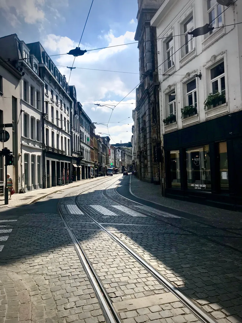 Antwerp for the Afternoon, photograph 13 of 29