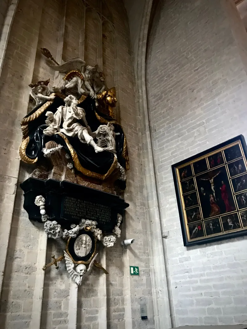 Antwerp for the Afternoon, photograph 17 of 29