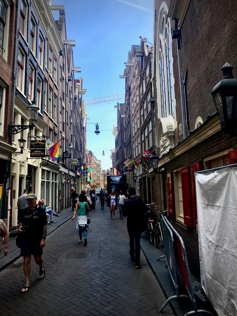 Amsterdam, photograph 4 of 94